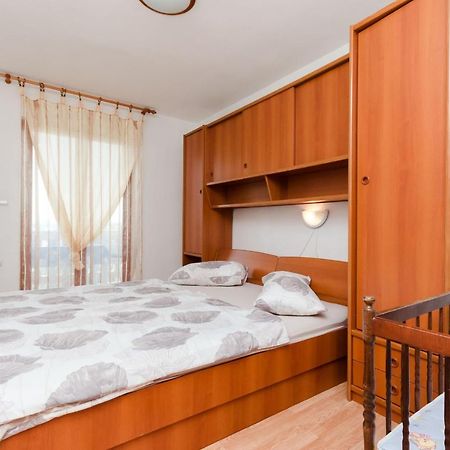 Apartments Albina Lopar Ngoại thất bức ảnh