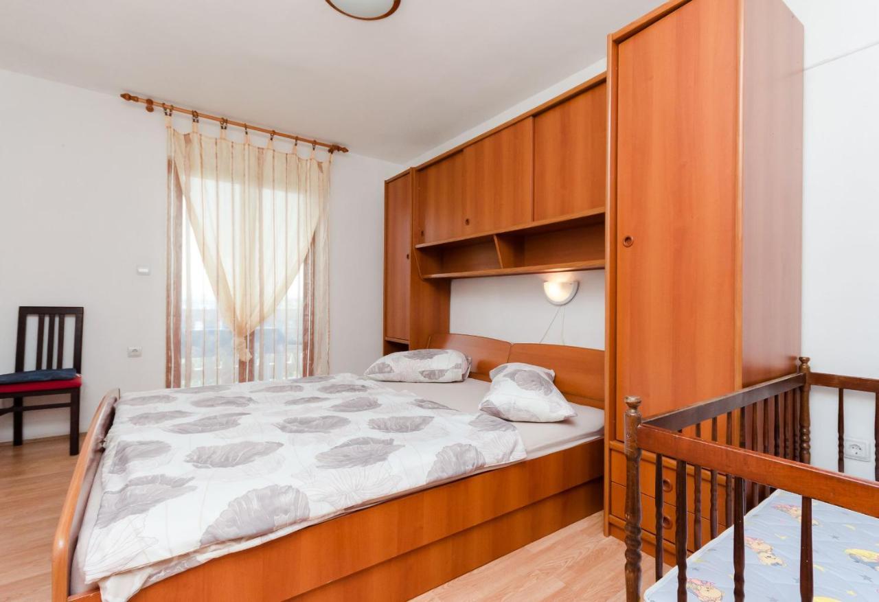 Apartments Albina Lopar Ngoại thất bức ảnh