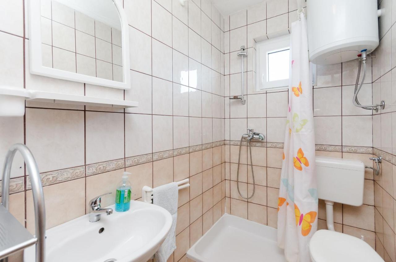 Apartments Albina Lopar Ngoại thất bức ảnh